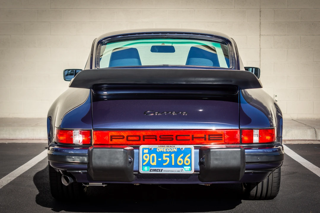 1985 Porsche 911 Carrera 3.2 - Image 8 of 31