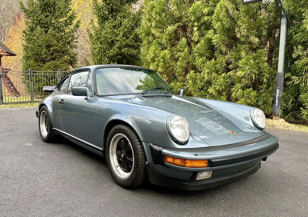 1985 Porsche 911 Carrera 3.2 - Image 3 of 31
