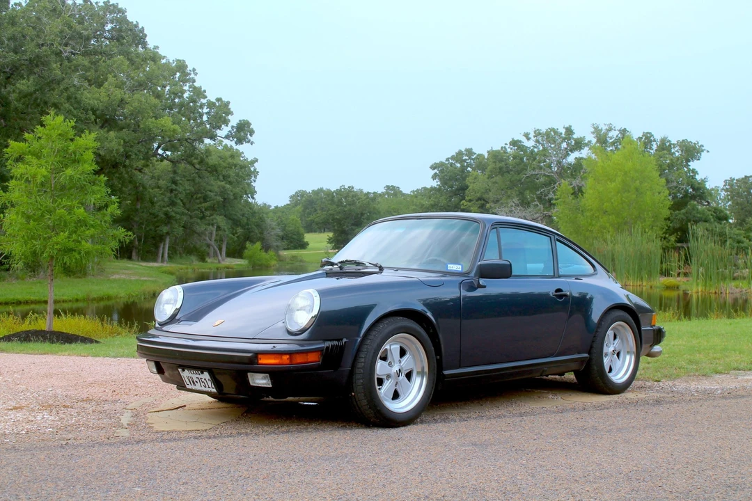 1985 Porsche 911 Carrera 3.2 - Image 2 of 31