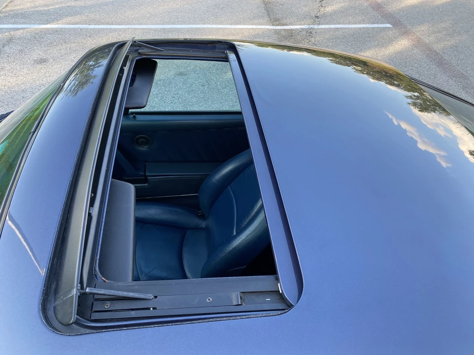 1985 Porsche 911 Carrera 3.2 - Image 29 of 31