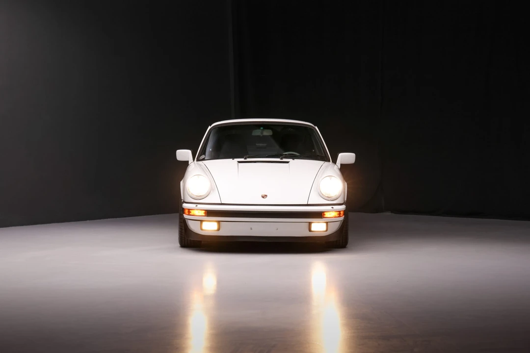 1985 Porsche 911 Carrera 3.2 - Image 11 of 31