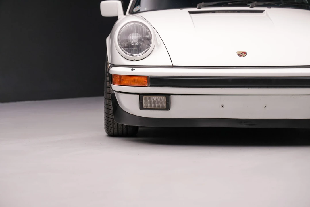 1985 Porsche 911 Carrera 3.2 - Image 18 of 31