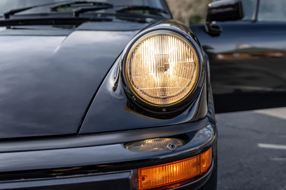 1985 Porsche 911 Carrera 3.2 - Image 24 of 31