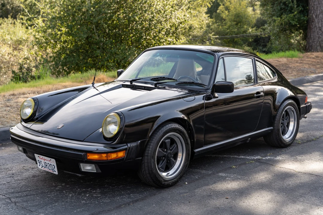 1985 Porsche 911 Carrera 3.2 - Image 2 of 31