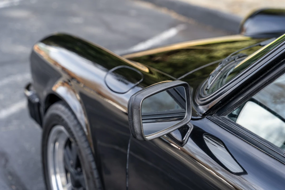 1985 Porsche 911 Carrera 3.2 - Image 28 of 31