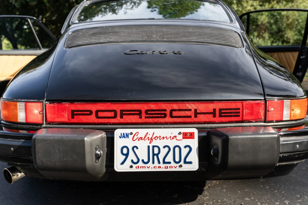 1985 Porsche 911 Carrera 3.2 - Image 16 of 31
