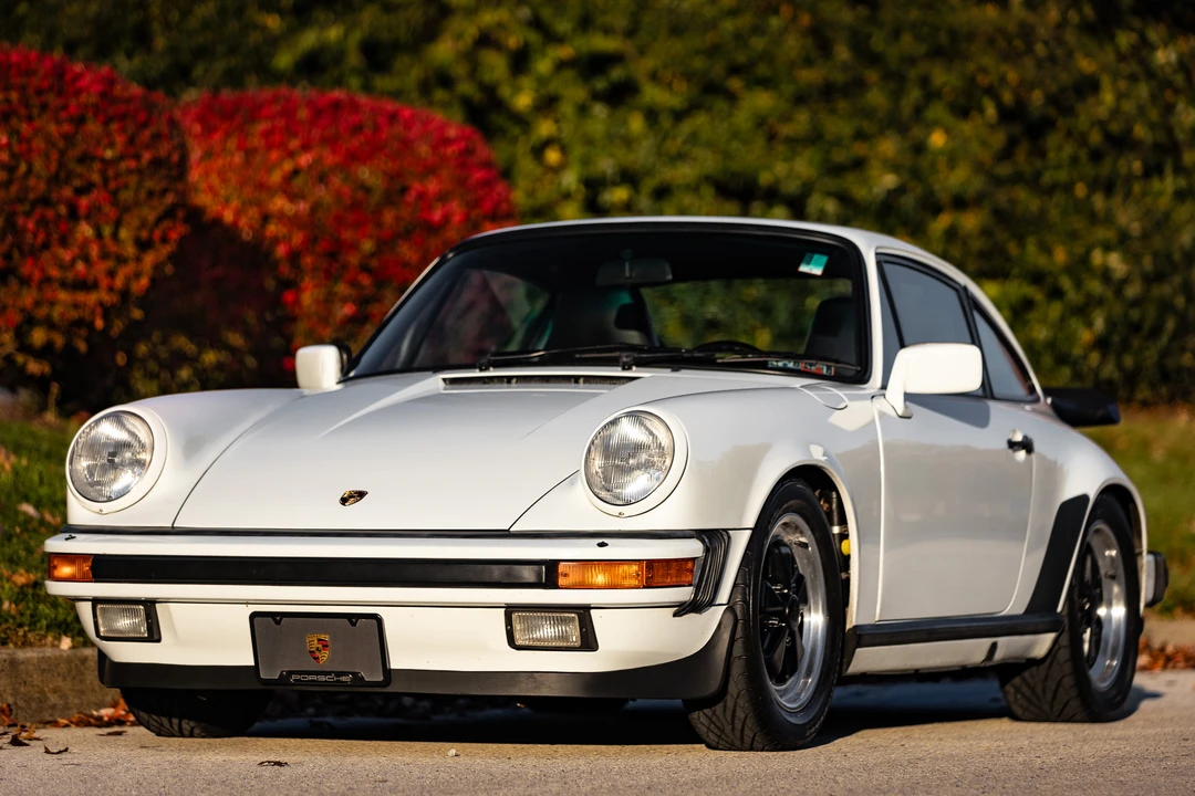 1985 Porsche 911 Carrera 3.2 - Image 5 of 31