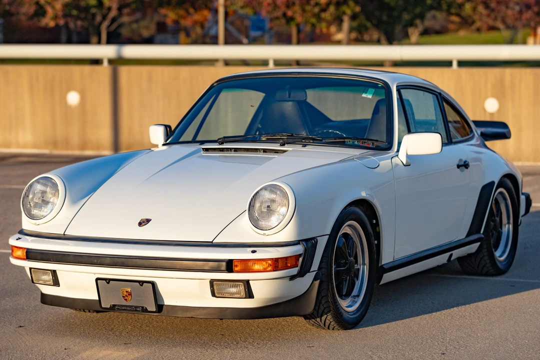 1985 Porsche 911 Carrera 3.2 - Image 2 of 31