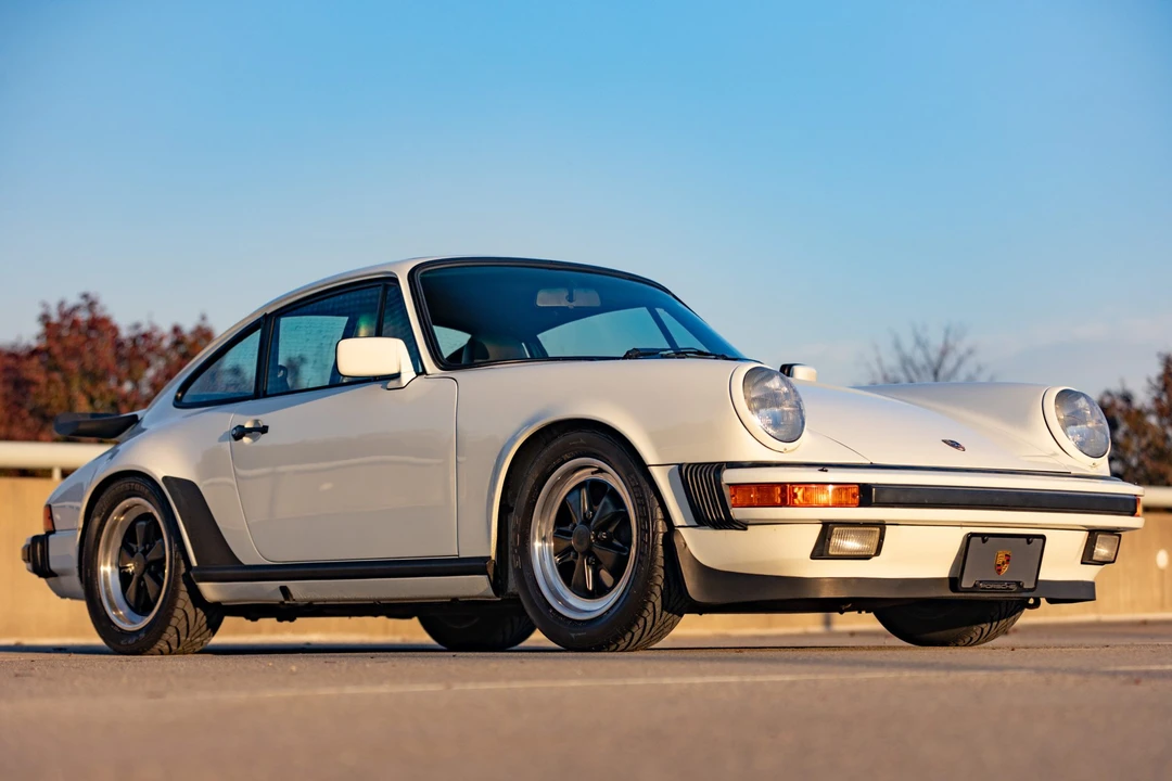 1985 Porsche 911 Carrera 3.2 - Image 15 of 31