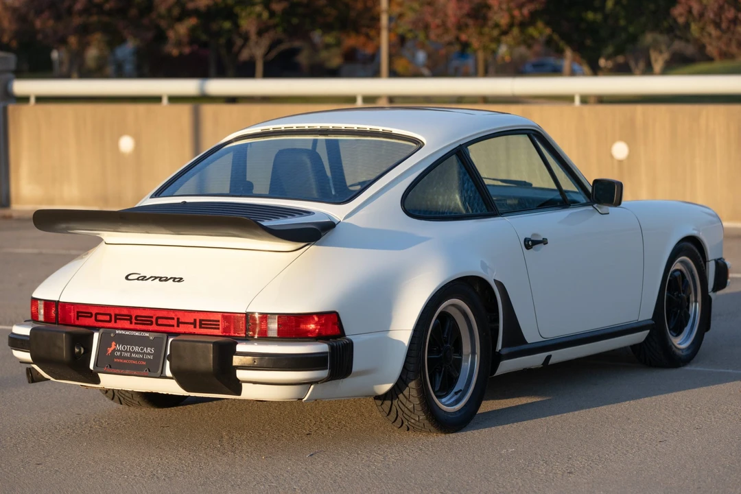 1985 Porsche 911 Carrera 3.2 - Image 17 of 31
