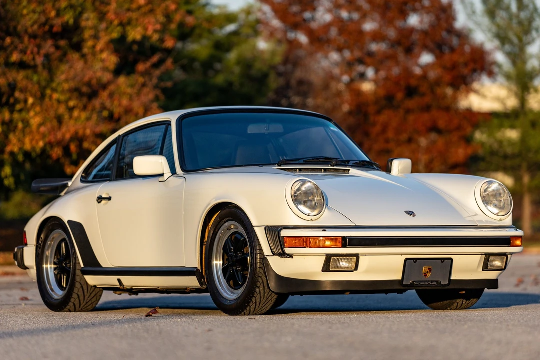 1985 Porsche 911 Carrera 3.2 - Image 11 of 31