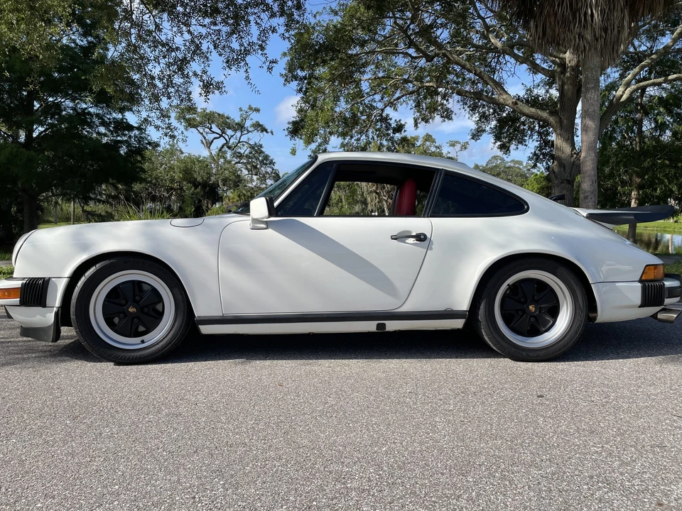 1985 Porsche 911 Carrera 3.2 - Image 20 of 31