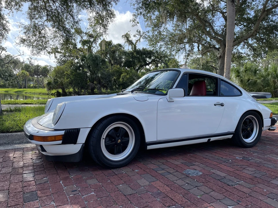1985 Porsche 911 Carrera 3.2 - Image 16 of 31
