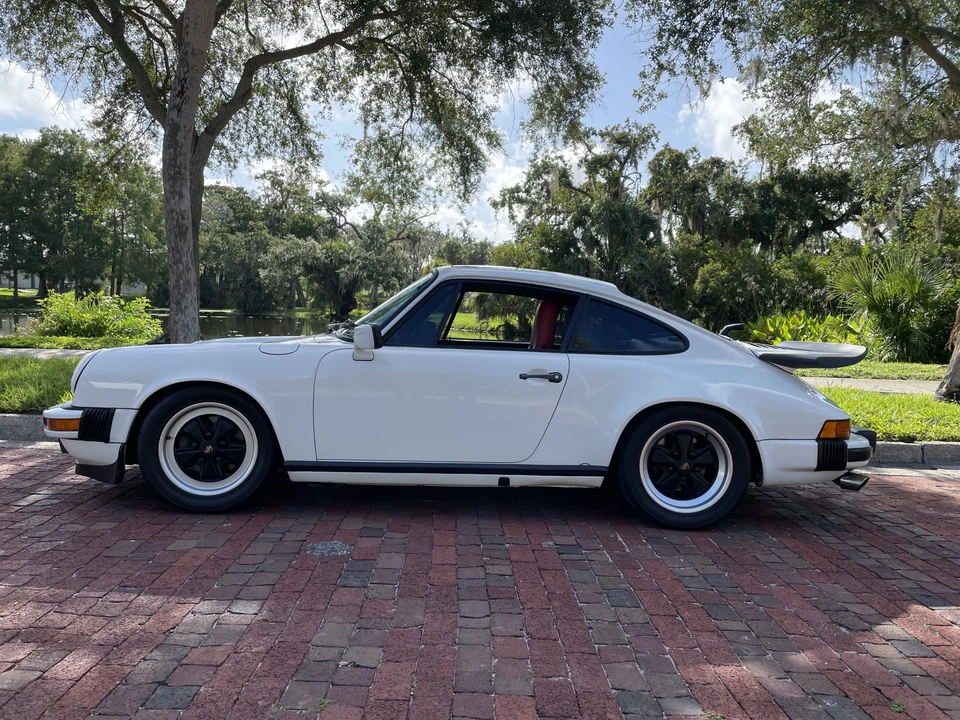 1985 Porsche 911 Carrera 3.2 - Image 18 of 31