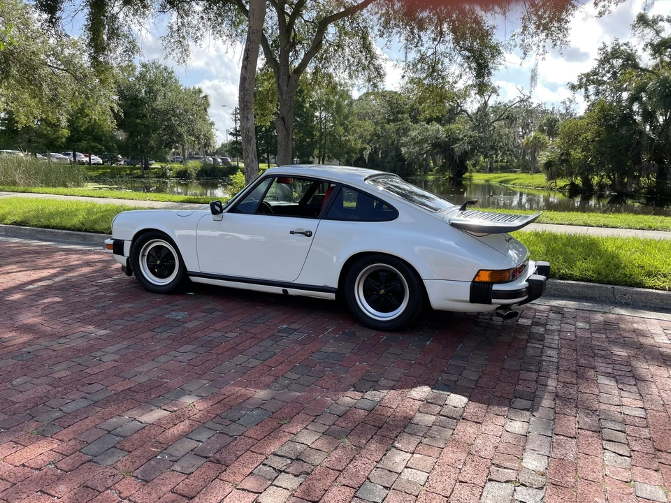 1985 Porsche 911 Carrera 3.2 - Image 22 of 31