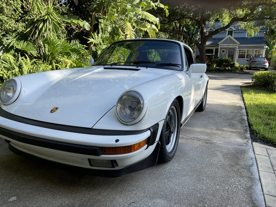 1985 Porsche 911 Carrera 3.2 - Image 13 of 31