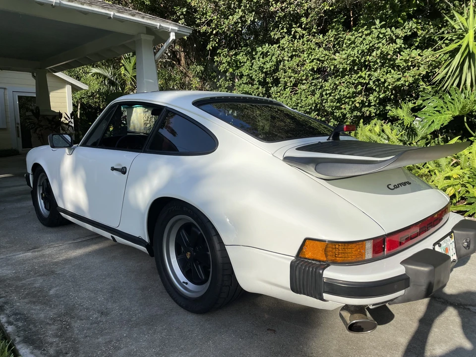 1985 Porsche 911 Carrera 3.2 - Image 27 of 31