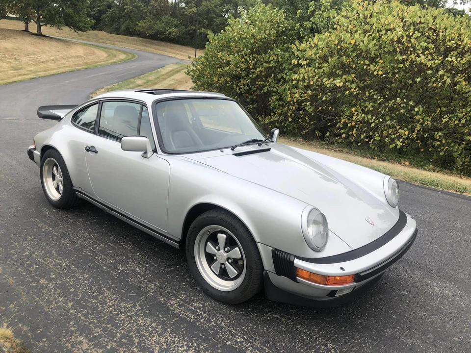 1985 Porsche 911 Carrera 3.2 - Image 17 of 31