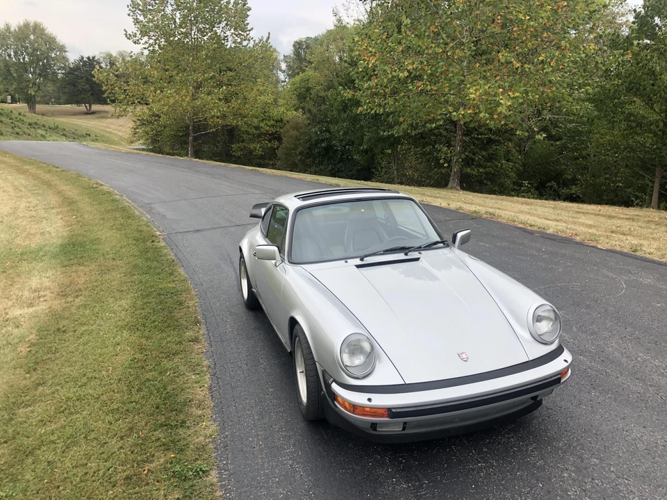 1985 Porsche 911 Carrera 3.2 - Image 21 of 31