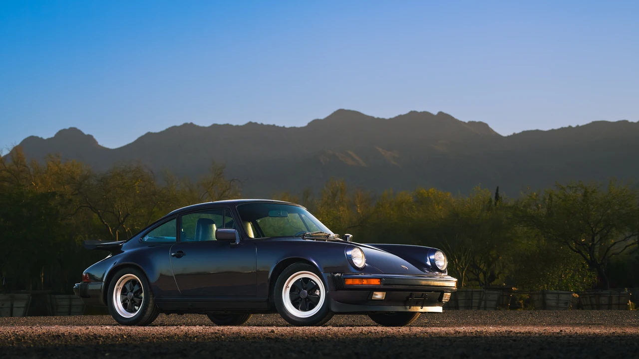 1985 Porsche 911 Carrera 3.2 - Image 11 of 31