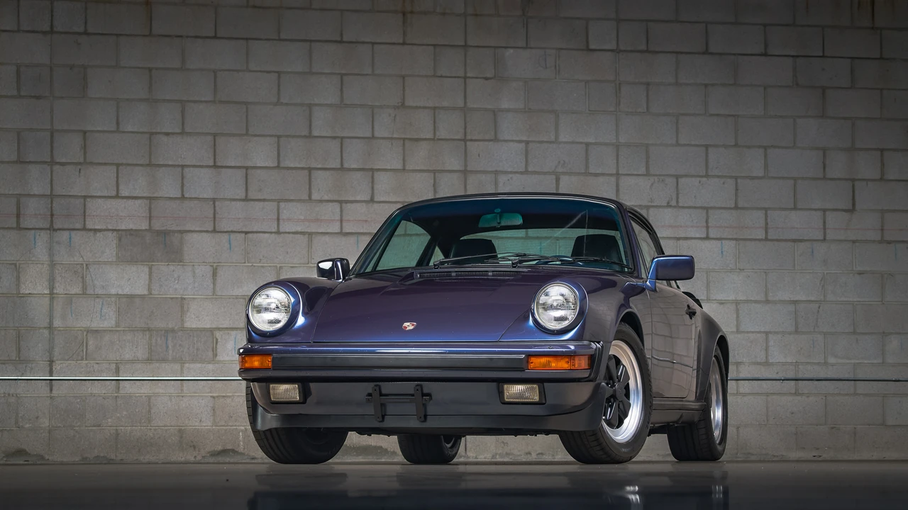 1985 Porsche 911 Carrera 3.2 - Image 15 of 31
