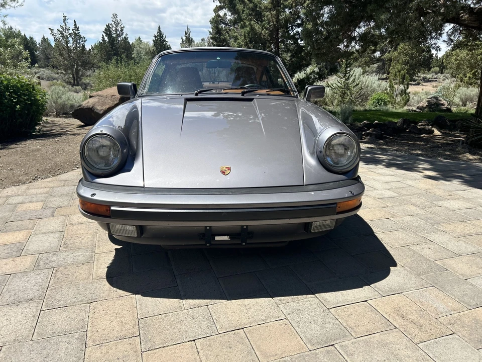 1985 Porsche 911 Carrera 3.2 - Image 9 of 31