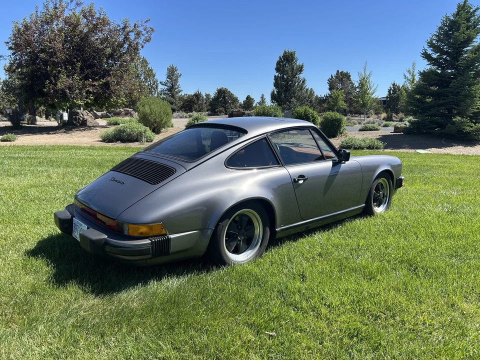 1985 Porsche 911 Carrera 3.2 - Image 5 of 31