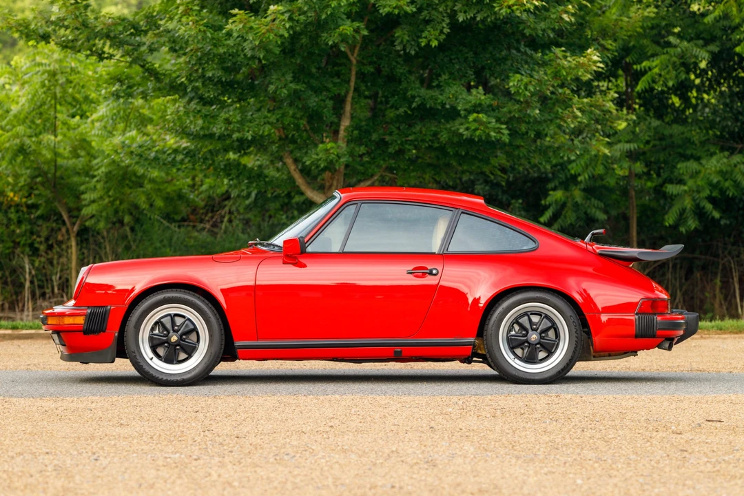 1985 Porsche 911 Carrera 3.2 - Image 28 of 31