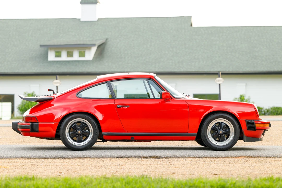 1985 Porsche 911 Carrera 3.2 - Image 16 of 31