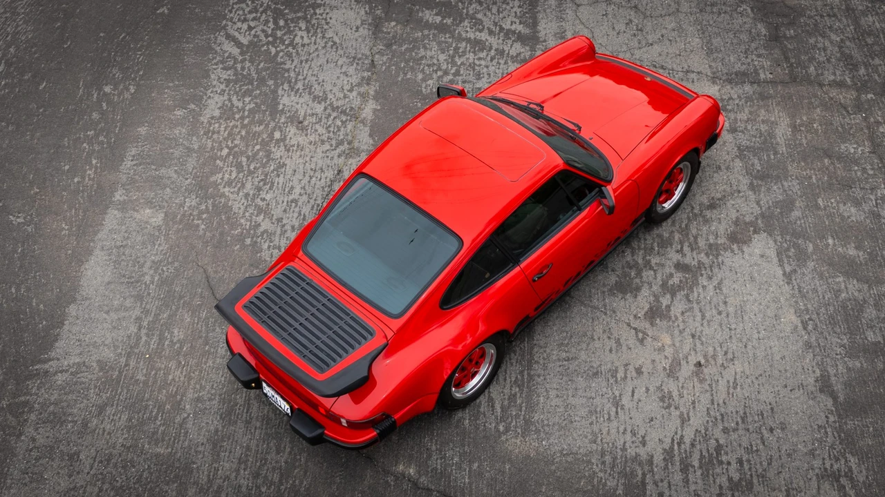 1985 Porsche 911 Carrera 3.2 - Image 26 of 31