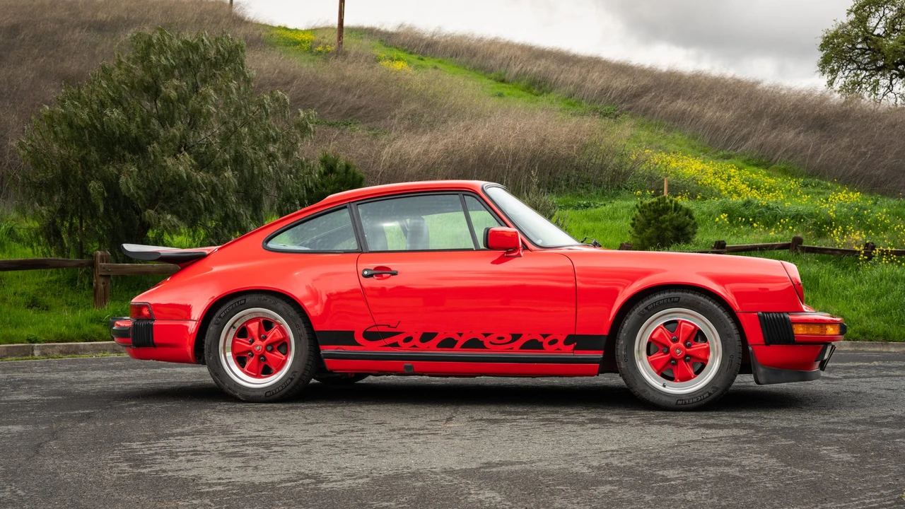 1985 Porsche 911 Carrera 3.2 - Image 10 of 31