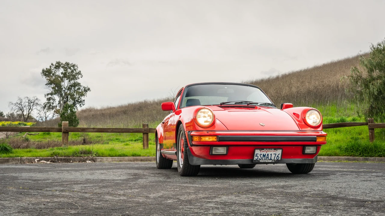 1985 Porsche 911 Carrera 3.2 - Image 6 of 31