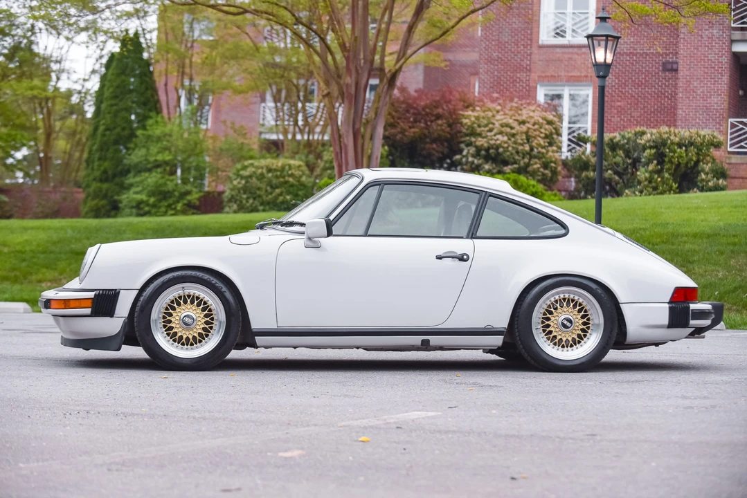 1985 Porsche 911 Carrera 3.2 - Image 11 of 31