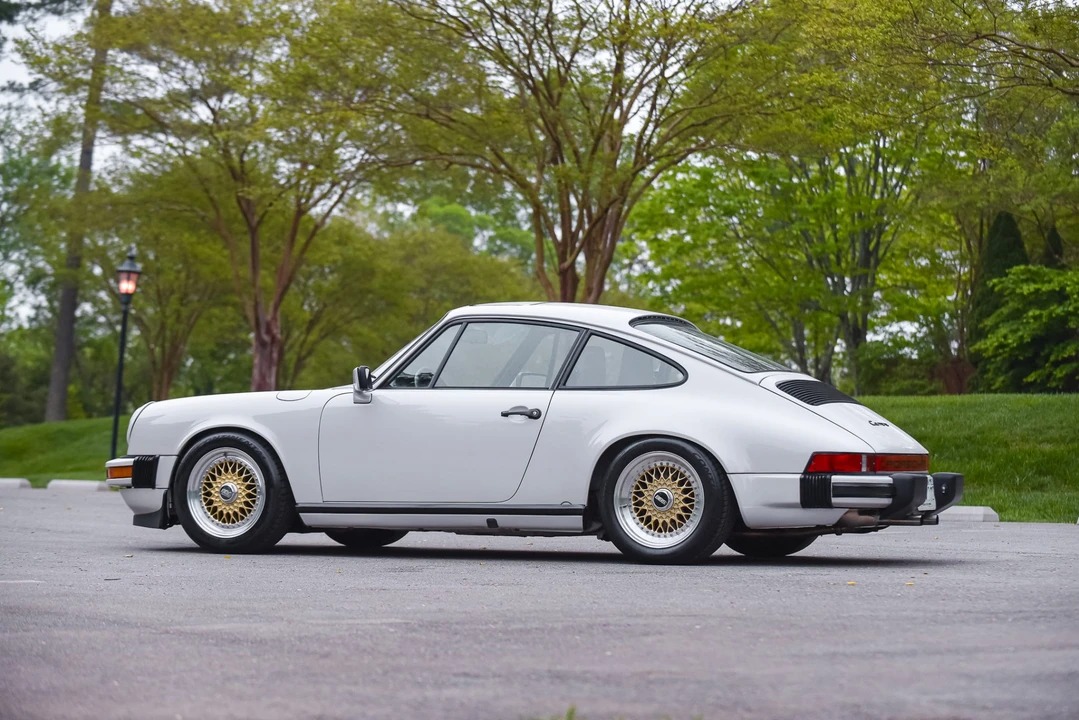 1985 Porsche 911 Carrera 3.2 - Image 10 of 31