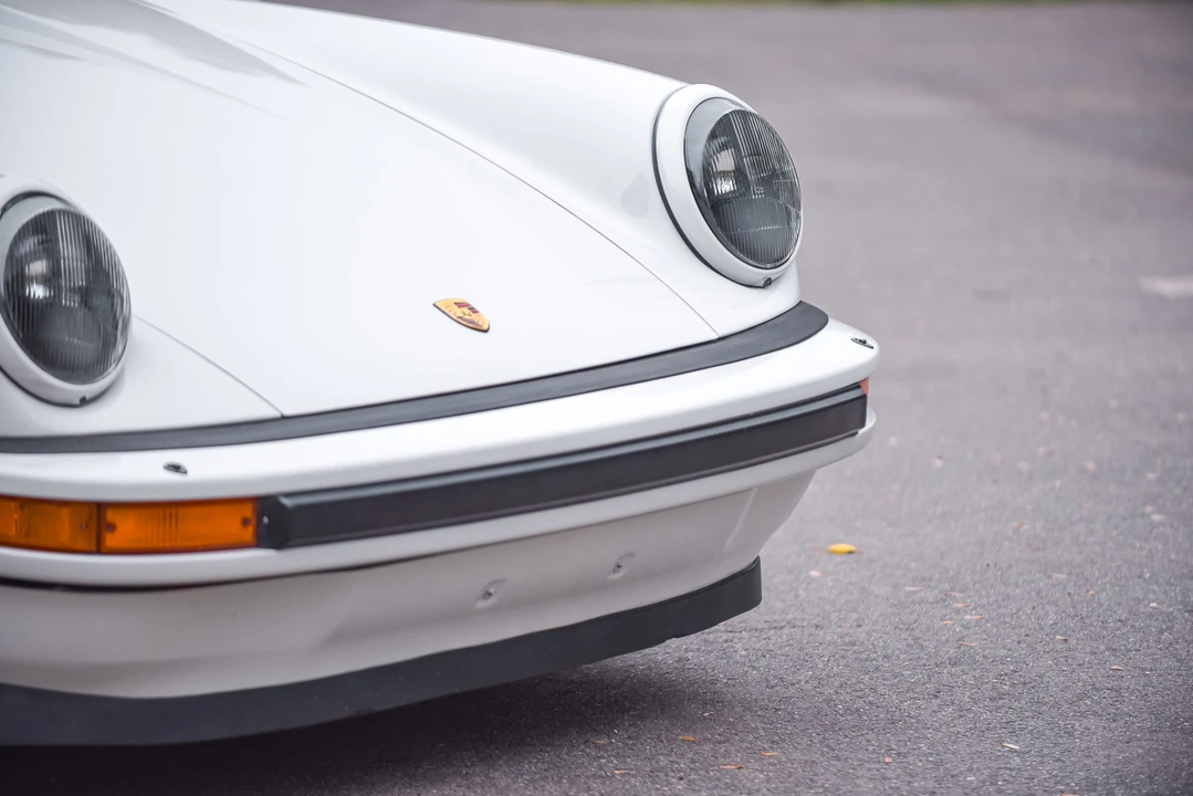 1985 Porsche 911 Carrera 3.2 - Image 18 of 31
