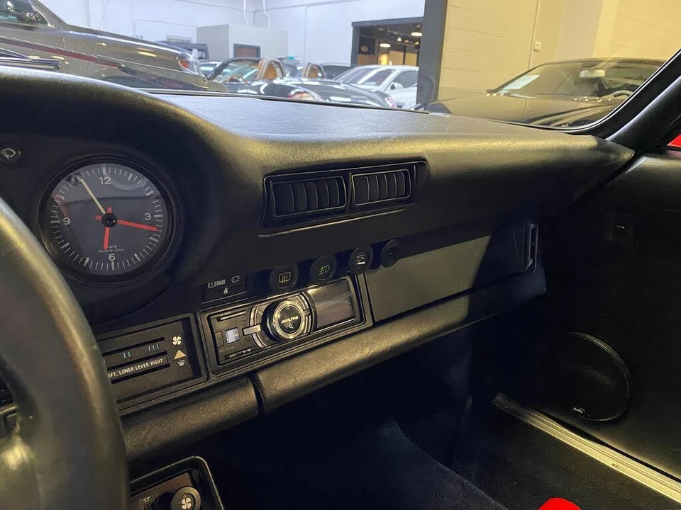 1985 Porsche 911 Carrera 3.2 - Image 29 of 31