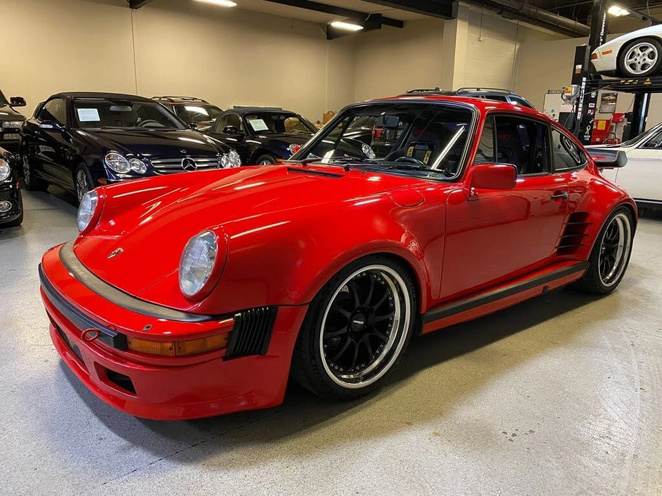 1985 Porsche 911 Carrera 3.2 - Image 2 of 31
