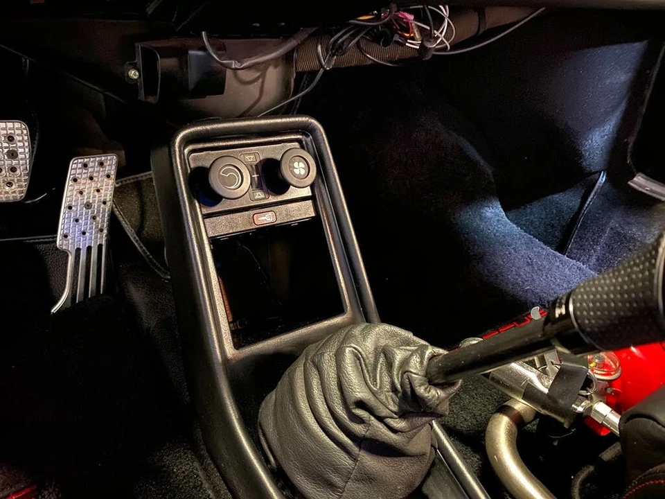 1985 Porsche 911 Carrera 3.2 - Image 26 of 31