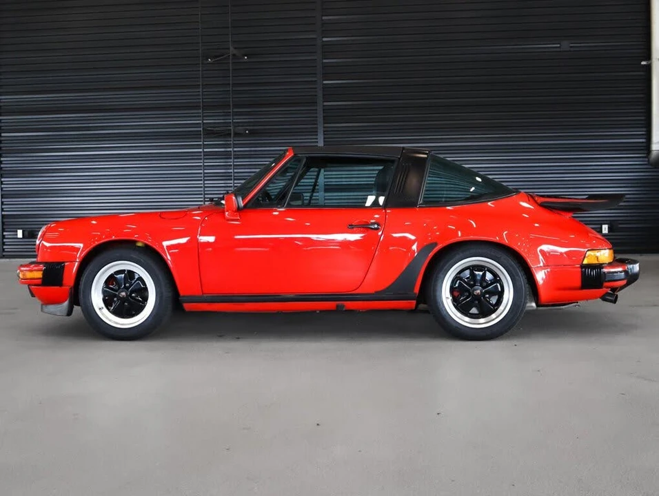 1985 Porsche 911 Carrera 3.2 - Image 2 of 29