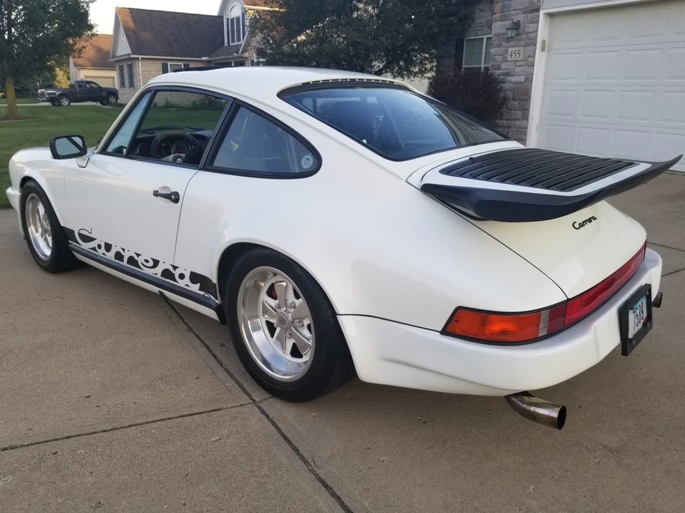 1985 Porsche 911 Carrera 3.2 - Image 4 of 31
