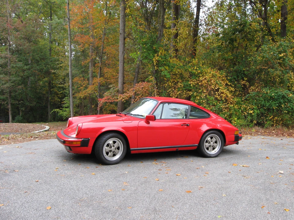 1985 Porsche 911 Carrera 3.2 - Image 7 of 31