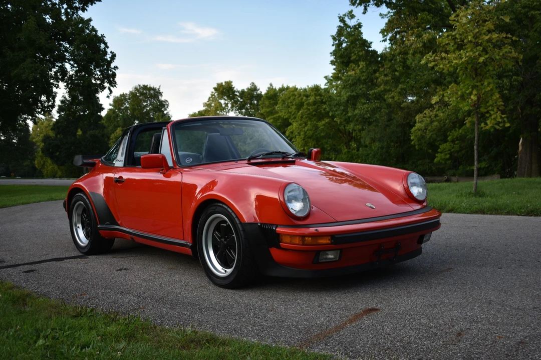 1985 Porsche 911 Carrera 3.2 - Image 15 of 31