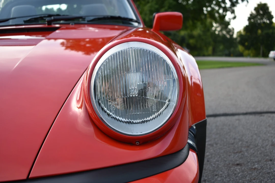 1985 Porsche 911 Carrera 3.2 - Image 19 of 31