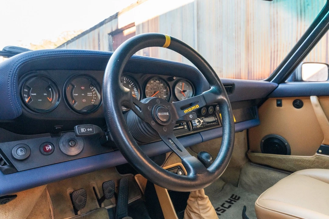 1985 Porsche 911 Carrera 3.2 - Image 5 of 7