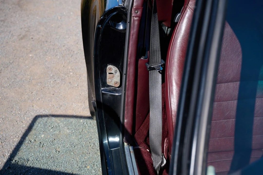 1985 Porsche 911 Carrera 3.2 - Image 23 of 30