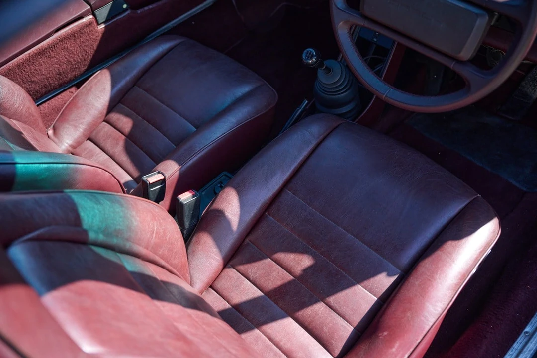 1985 Porsche 911 Carrera 3.2 - Image 25 of 30