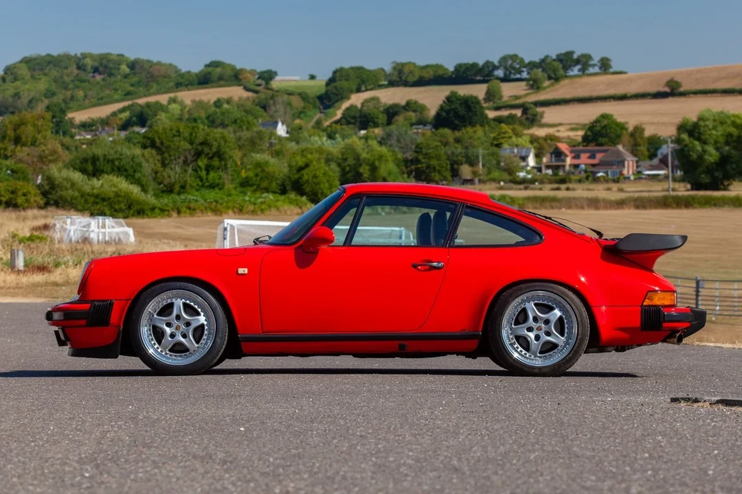 1985 Porsche 911 Carrera 3.2 - Image 2 of 30