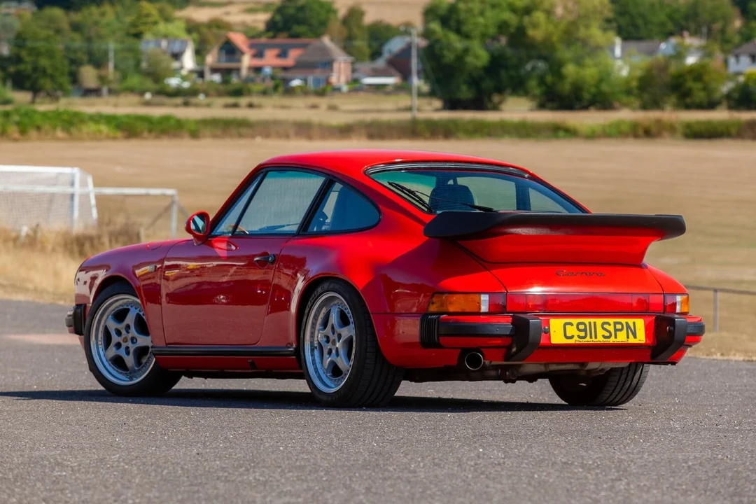 1985 Porsche 911 Carrera 3.2 - Image 5 of 30