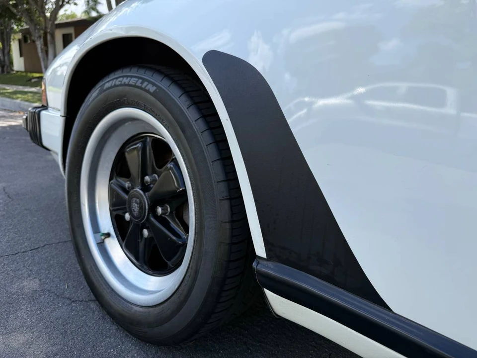 1985 Porsche 911 Carrera 3.2 - Image 14 of 24