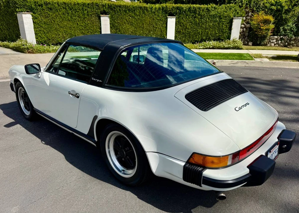 1985 Porsche 911 Carrera 3.2 - Image 6 of 24